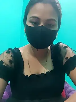 DivyaBhabhi69@xh's cam snapshot