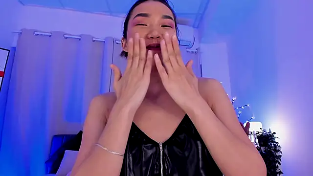 Divine_Madeleine's cam snapshot