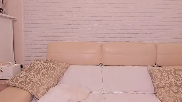 LovelyCaprice's cam snapshot