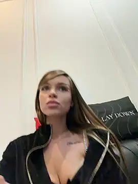 MarilynNova's cam snapshot