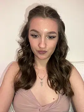 Green_eyes_lady's cam snapshot