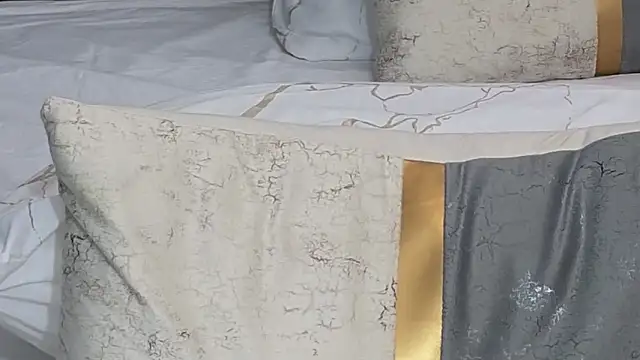 SophieWild's cam snapshot