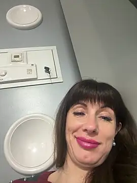 LadyLuxLover's cam snapshot