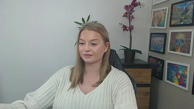 Mysteryerica's cam snapshot