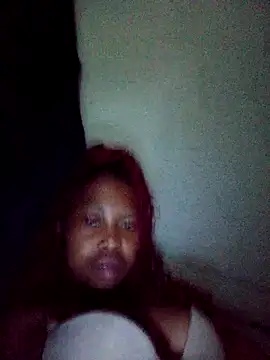 Sweethoneypot25's cam snapshot