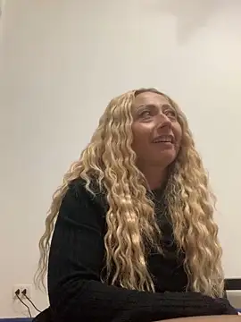 harleyejoker1 live sex cam