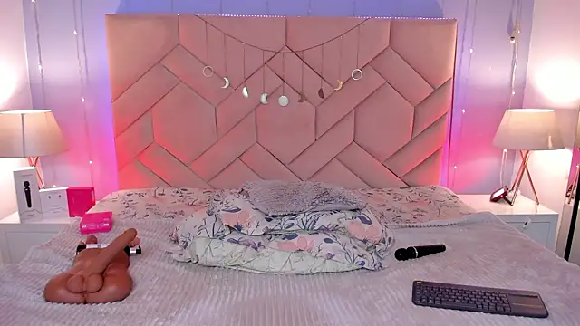 caroline__muller's cam snapshot