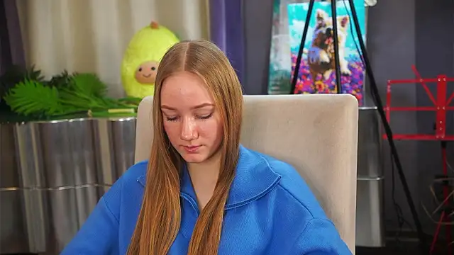 KellyHeare's cam snapshot