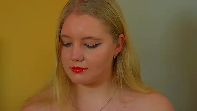 EmilyEvanse's cam snapshot