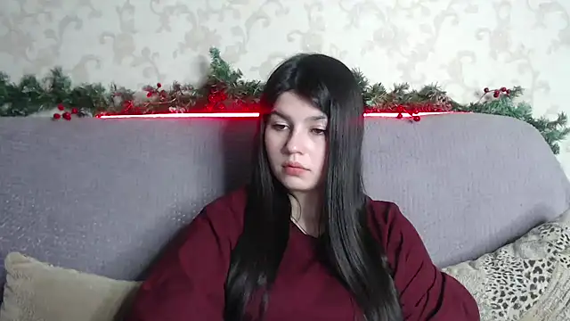 KisaModel's cam snapshot