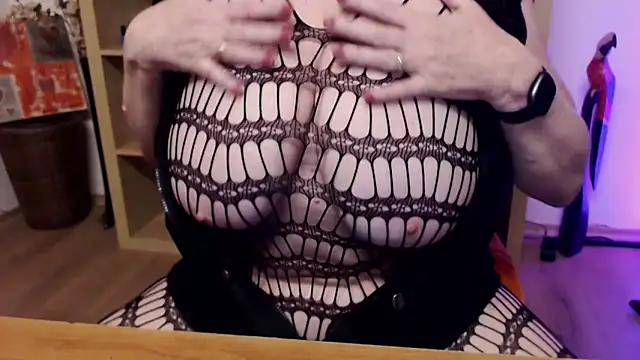 Mone_Live's cam snapshot