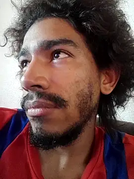 OfficialMineirinho live sex cam