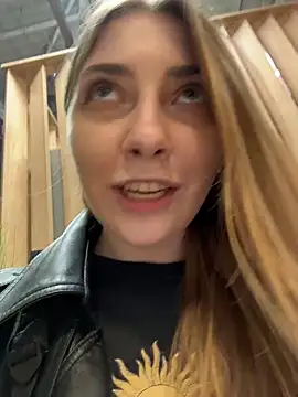 Sunny___Bunny live sex cam