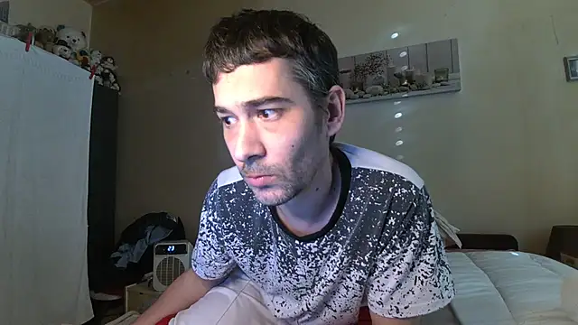 Hgay6935's cam snapshot