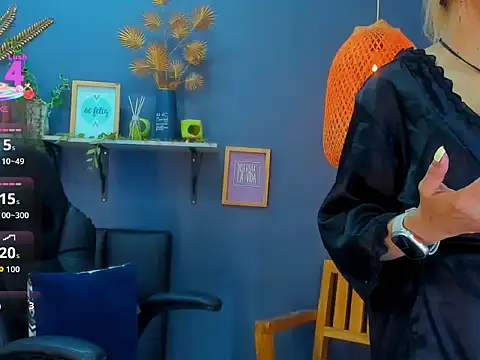 yessila_parker's cam snapshot