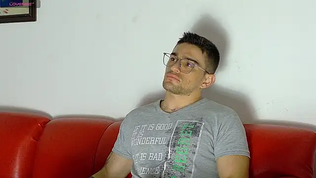 Sexy_Alejandro_ live sex cam