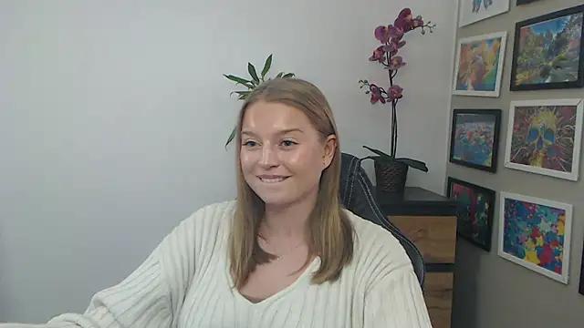 Mysteryerica's cam snapshot