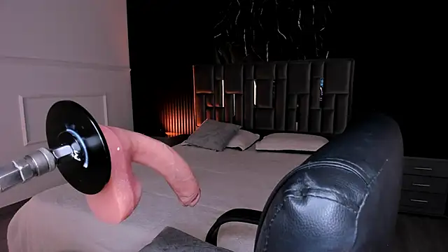 Gigidoll live sex cam