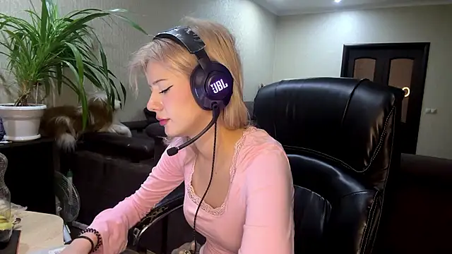 LadyFoxLove live sex cam