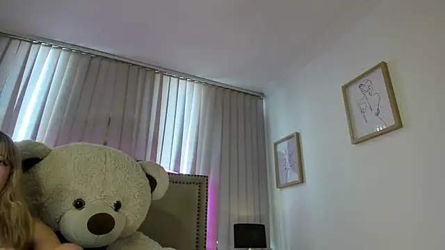 Mayajhons's cam snapshot