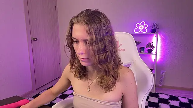 KellySunn's cam snapshot