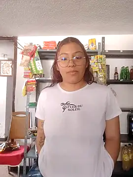 StornBunnyy_'s cam snapshot