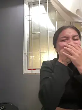 Alyha_Cortes's cam snapshot