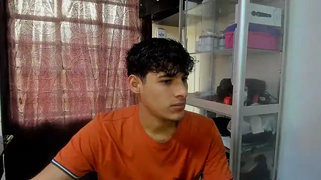 MaxStar26 live sex cam