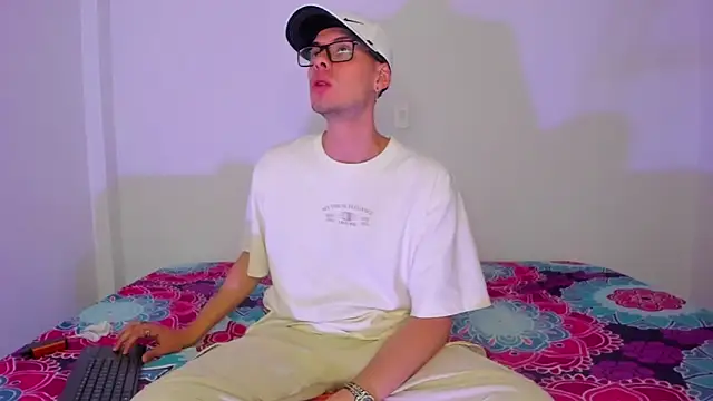 Vlad__night live sex cam