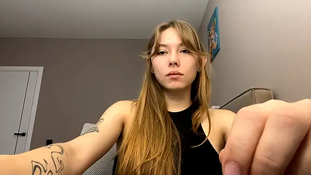 LindyUnderkoffler live sex cam