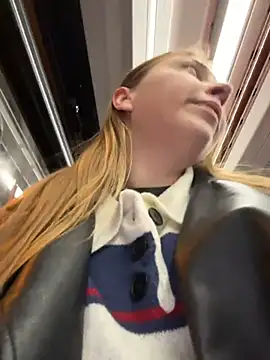 Sunny___Bunny's cam snapshot