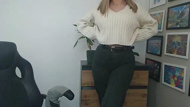 Mysteryerica's cam snapshot