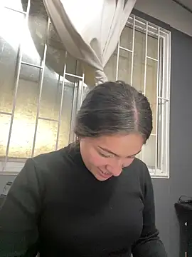 Alyha_Cortes's cam snapshot