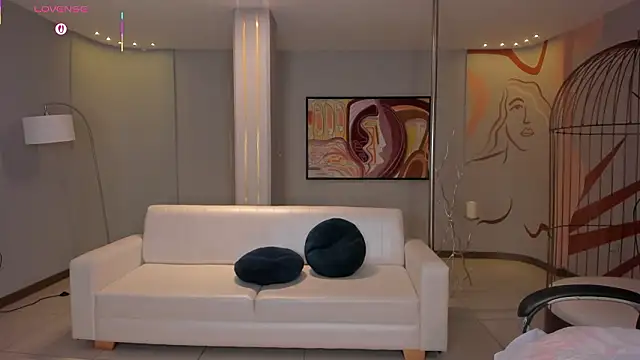 VeronicaBlue's cam snapshot