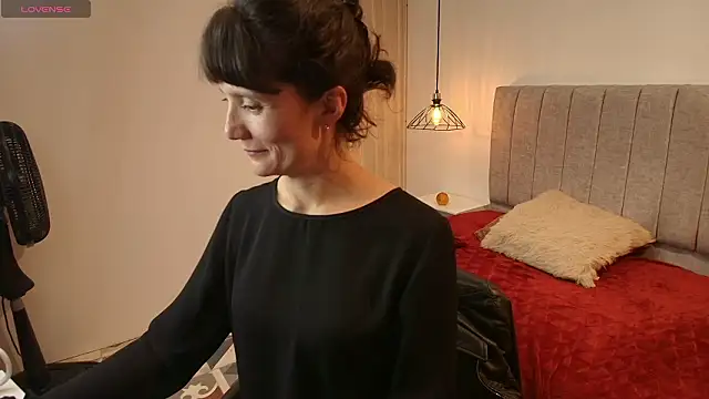 Valery_More__'s cam snapshot