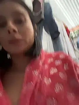 SaraMistick live sex cam