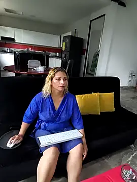 hotandfierylatinos2023 live sex cam