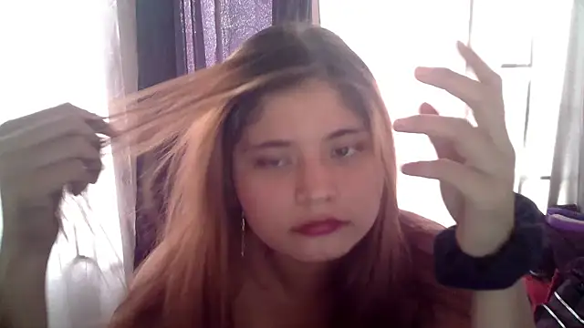 keilicita_tonny_18's cam snapshot