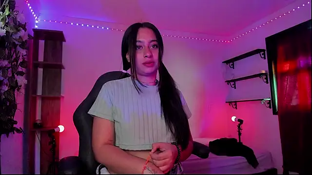 Kassandra_Foxxx's cam snapshot