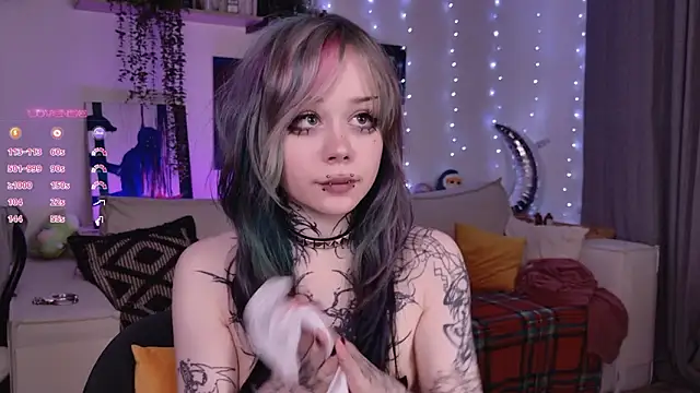 Lollyshy's cam snapshot