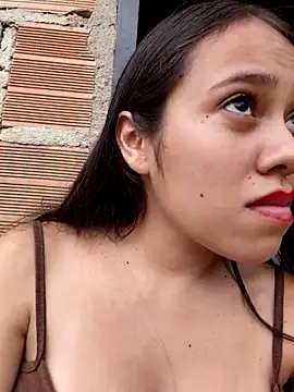 lachiki_plus's cam snapshot