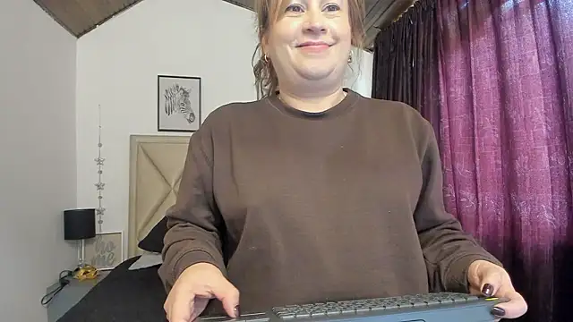 MonyCassius's cam snapshot