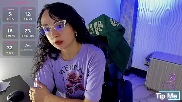 alison_moon7's cam snapshot