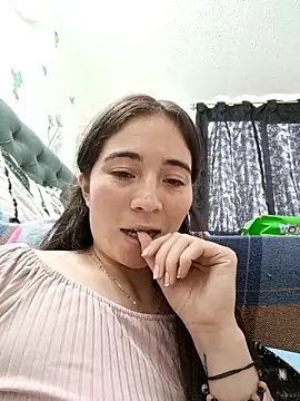 Marilixx_20's cam snapshot