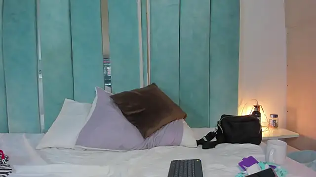 Keyla_Milf's cam snapshot