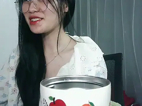 Nunaa18's cam snapshot