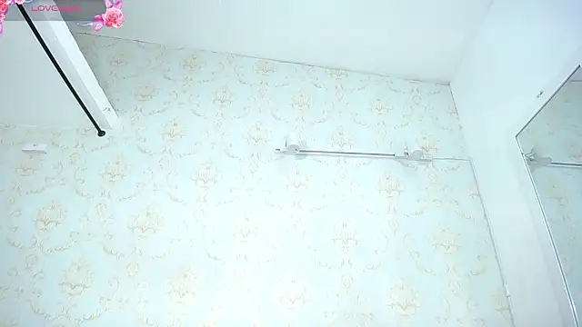 MARA_THOMPSONN's cam snapshot