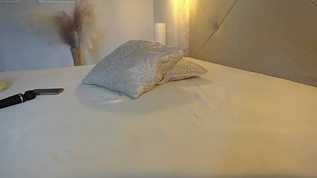 miss_juliaa live sex cam