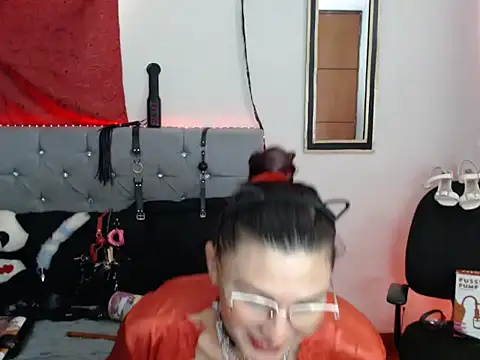 sachaclinford live sex cam