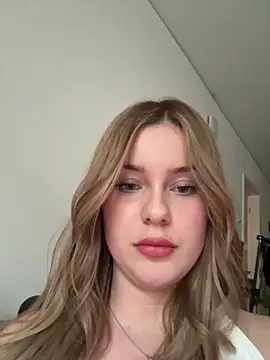 MaribelRiver live sex cam